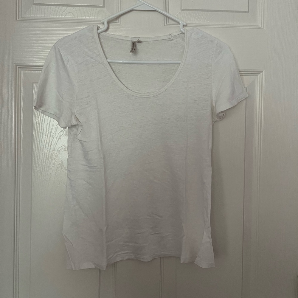 ‼️SALE‼️Banana Republic Classic White Women's Top